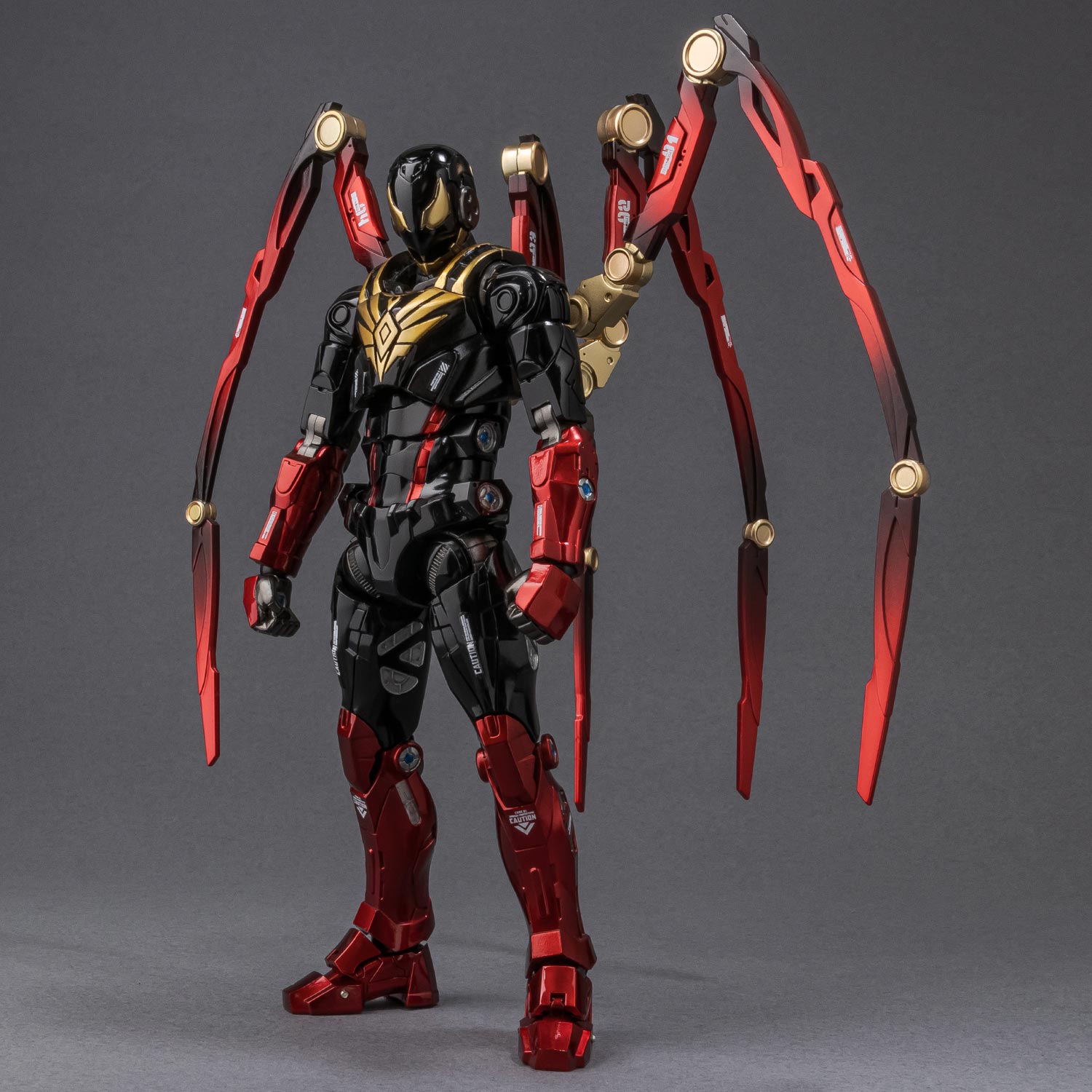 FIGHTING ARMOR Iron Spider (Miles Morales)